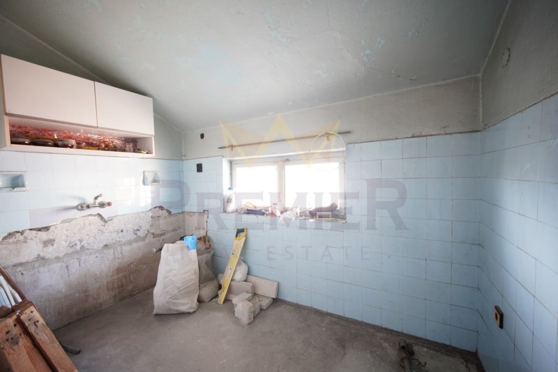 Продава 2-СТАЕН, гр. Бургас, Център, снимка 3 - Апартаменти - 52248013