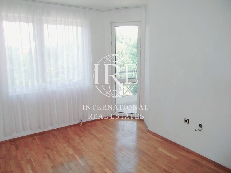 Продава 4-СТАЕН, гр. Варна, Аспарухово, снимка 11 - Апартаменти - 52627447