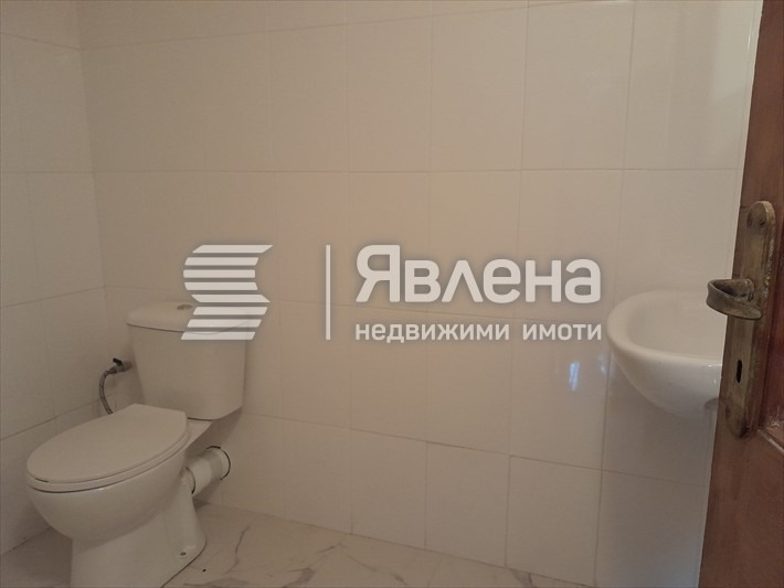 Продава КЪЩА, с. Малки Воден, област Хасково, снимка 13 - Къщи - 48594779