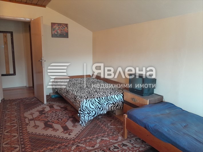 Продава КЪЩА, с. Малки Воден, област Хасково, снимка 11 - Къщи - 48594779