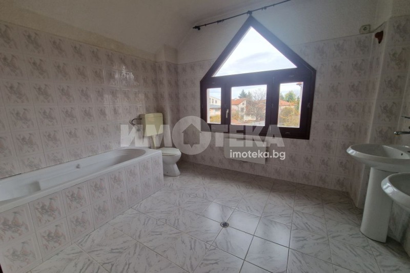 Продава КЪЩА, гр. София, с. Лозен, снимка 7 - Къщи - 52438638