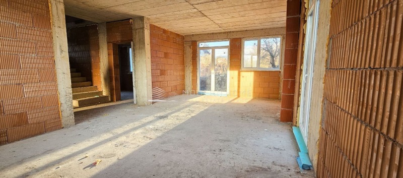 Продава КЪЩА, с. Горна Диканя, област Перник, снимка 4 - Къщи - 52988604