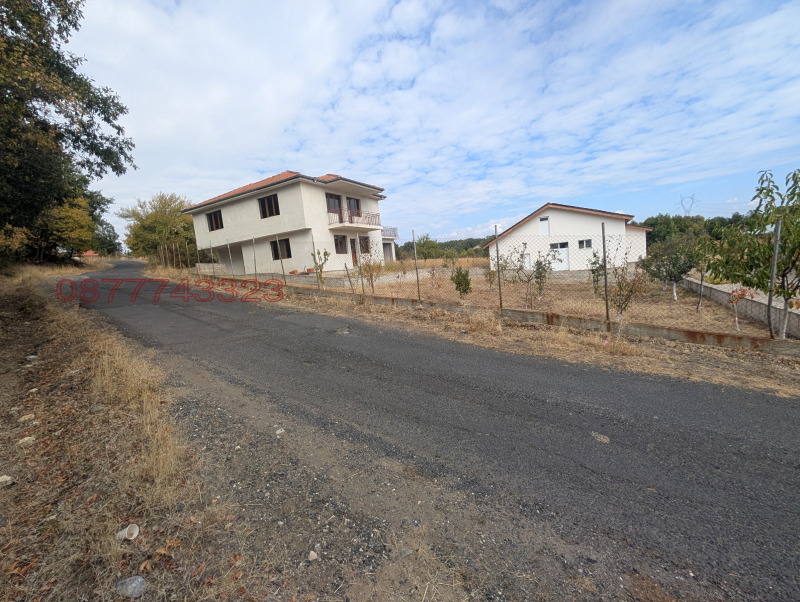 Продава  Пром. помещение област Кърджали , с. Балабаново , 1300 кв.м | 84888173 - изображение [6]