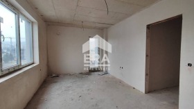 2-стаен град Варна, Владислав Варненчик 1 9