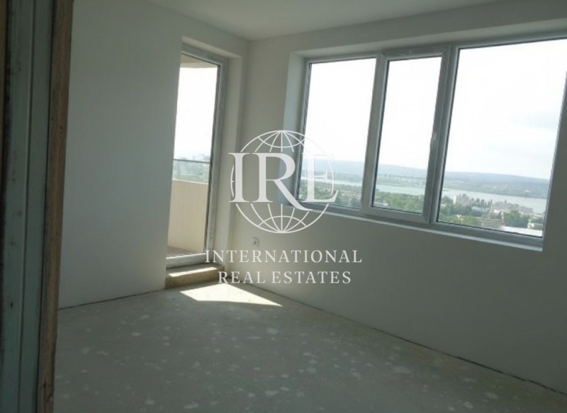 Продава 3-СТАЕН, гр. Варна, Трошево, снимка 3 - Апартаменти - 52279391