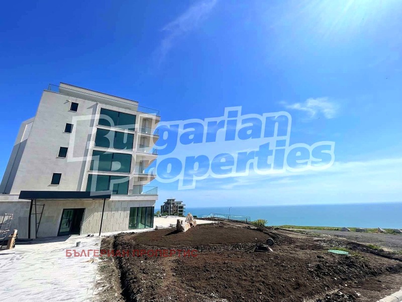 En venta  3+ dormitorios región Dóbrich , Kavarna , 250 metros cuadrados | 39477675 - imagen [11]