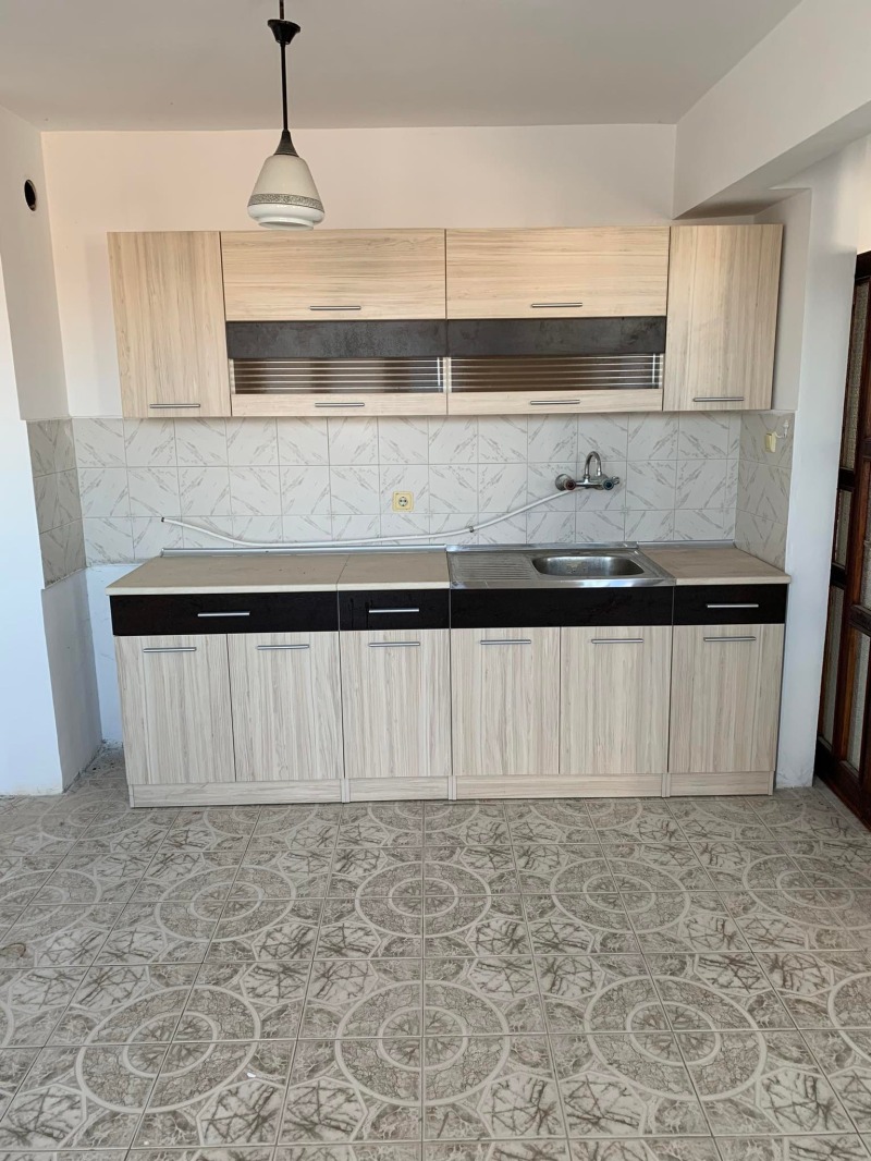 Продава МЕЗОНЕТ, гр. Бургас, Център, снимка 2 - Апартаменти - 52613153