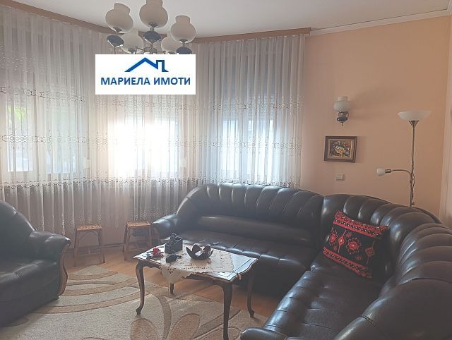 Продава  Етаж от къща, град Пловдив, Център •  190 000 € • ID 57242024 — holmes.bg - [1] 