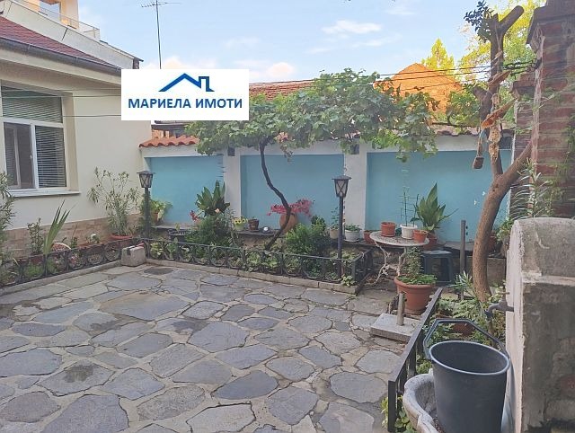Продава  Етаж от къща град Пловдив , Център , 120 кв.м | 21786161 - изображение [13]