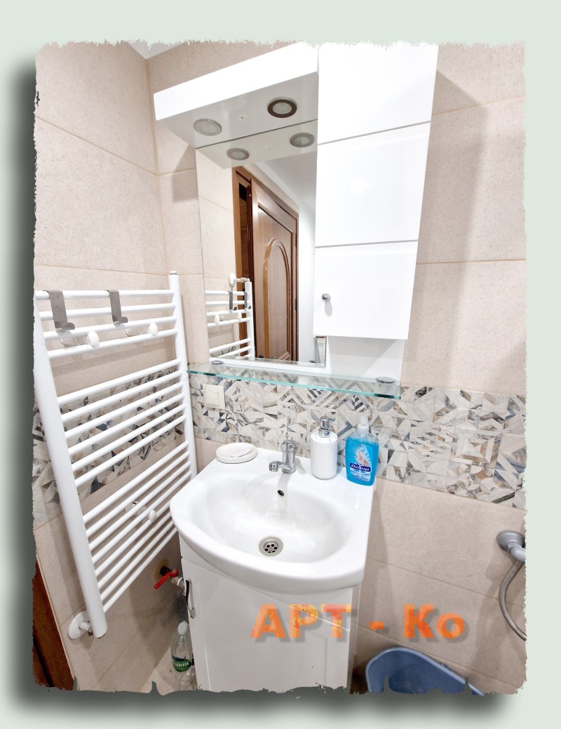 Na prodej  Dům oblast Pernik , Radomir , 242 m2 | 39820278 - obraz [10]
