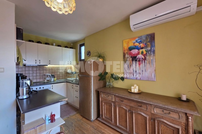 Продава КЪЩА, гр. София, с. Горни Богров, снимка 10 - Къщи - 51889895