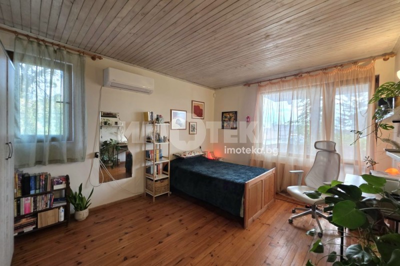 Продава КЪЩА, гр. София, с. Горни Богров, снимка 4 - Къщи - 51889895