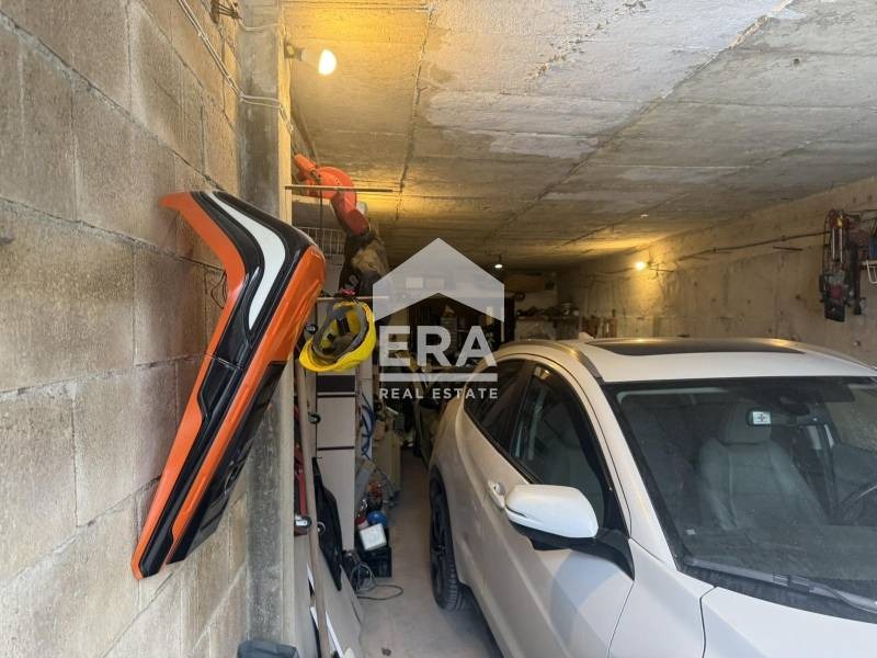 Продава КЪЩА, гр. Варна, Бриз, снимка 14 - Къщи - 53973178