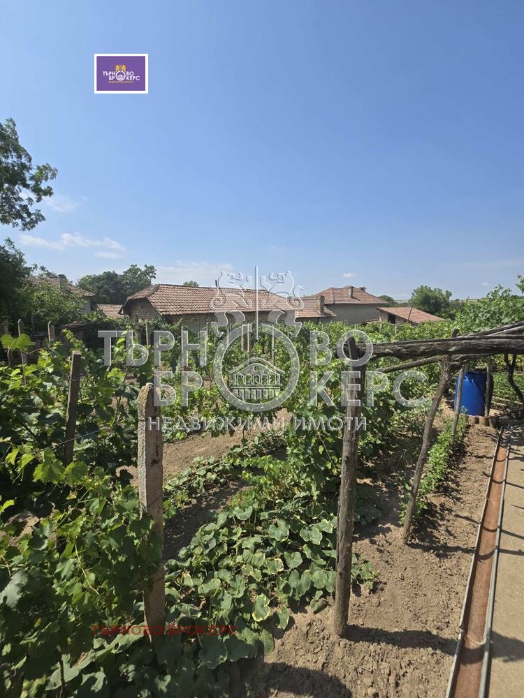 Продава КЪЩА, с. Козловец, област Велико Търново, снимка 5 - Къщи - 55527330