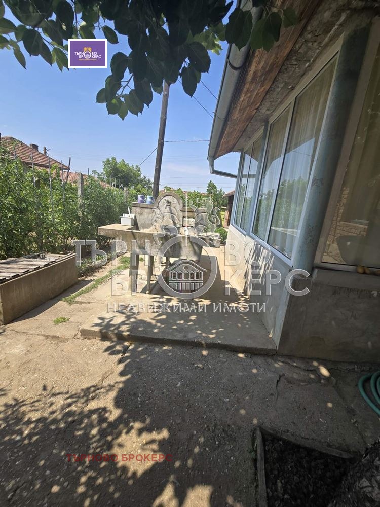 Продава КЪЩА, с. Козловец, област Велико Търново, снимка 2 - Къщи - 55527330