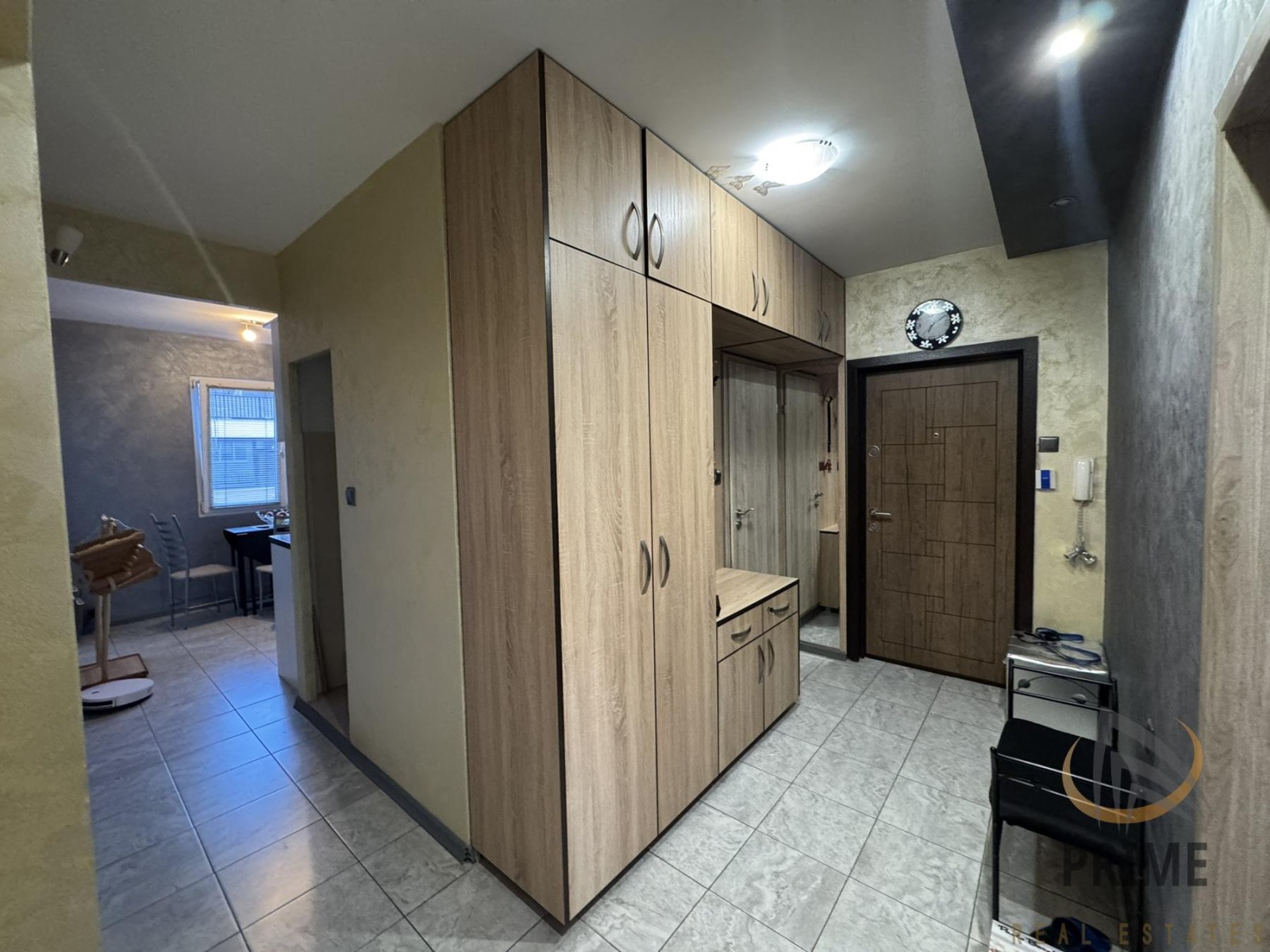 Продава 3-СТАЕН, гр. Бургас, Възраждане, снимка 4 - Апартаменти - 55945512