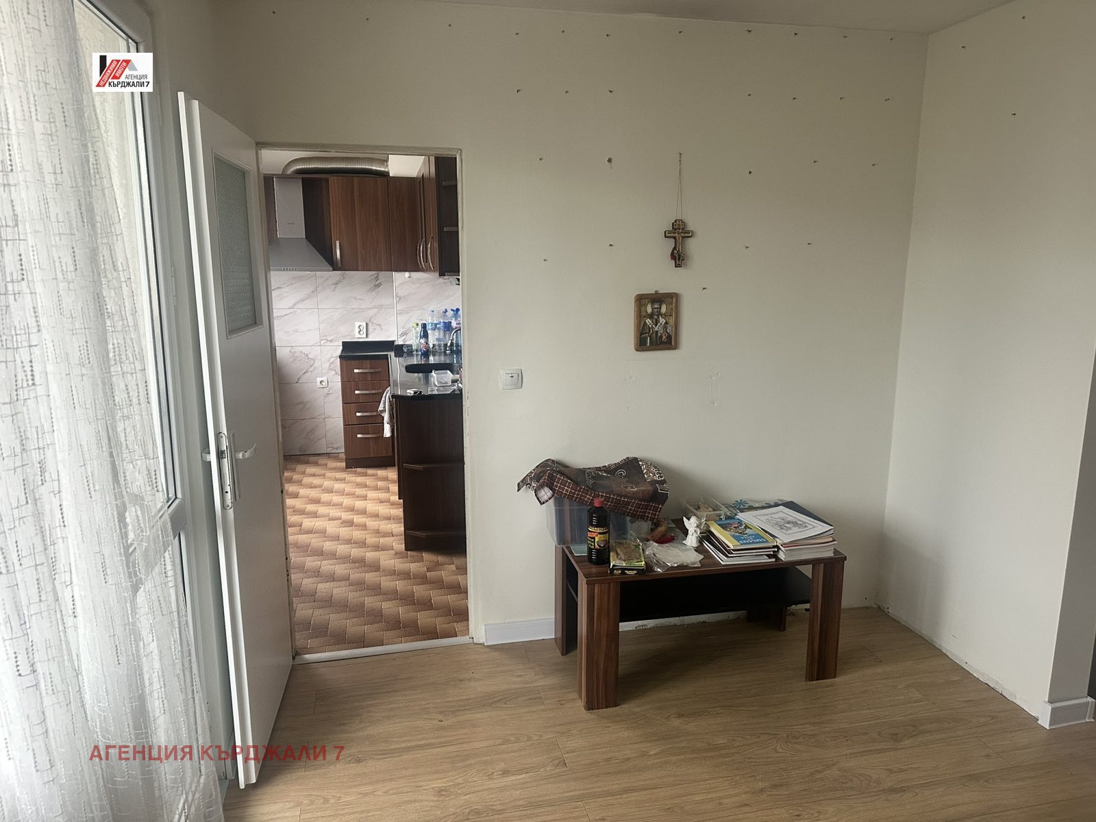 Продава МНОГОСТАЕН, гр. Кърджали, Възрожденци, снимка 2 - Апартаменти - 54154135