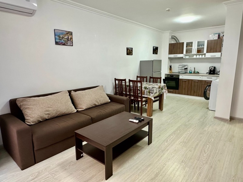 En venta  1 dormitorio región Burgas , Sveti Vlas , 72 metros cuadrados | 84436851 - imagen [2]