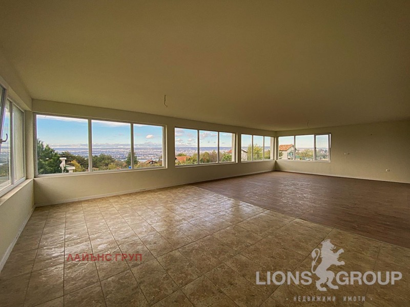 Продава КЪЩА, гр. Варна, м-т Зеленика, снимка 3 - Къщи - 52220056