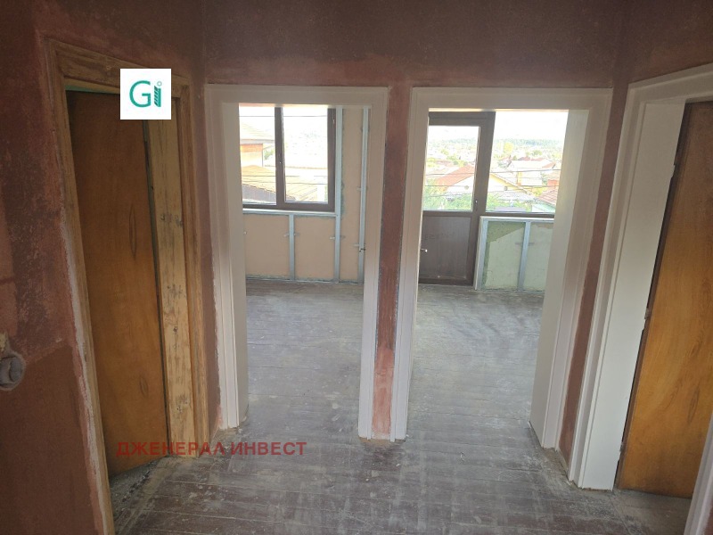 Продава КЪЩА, гр. Кочериново, област Кюстендил, снимка 2 - Къщи - 53020096