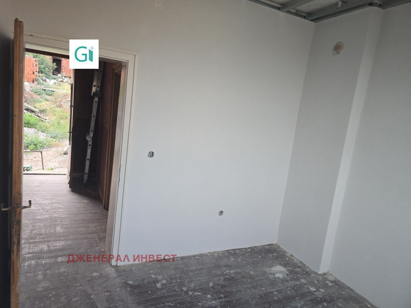 Продава КЪЩА, гр. Кочериново, област Кюстендил, снимка 5 - Къщи - 53020096