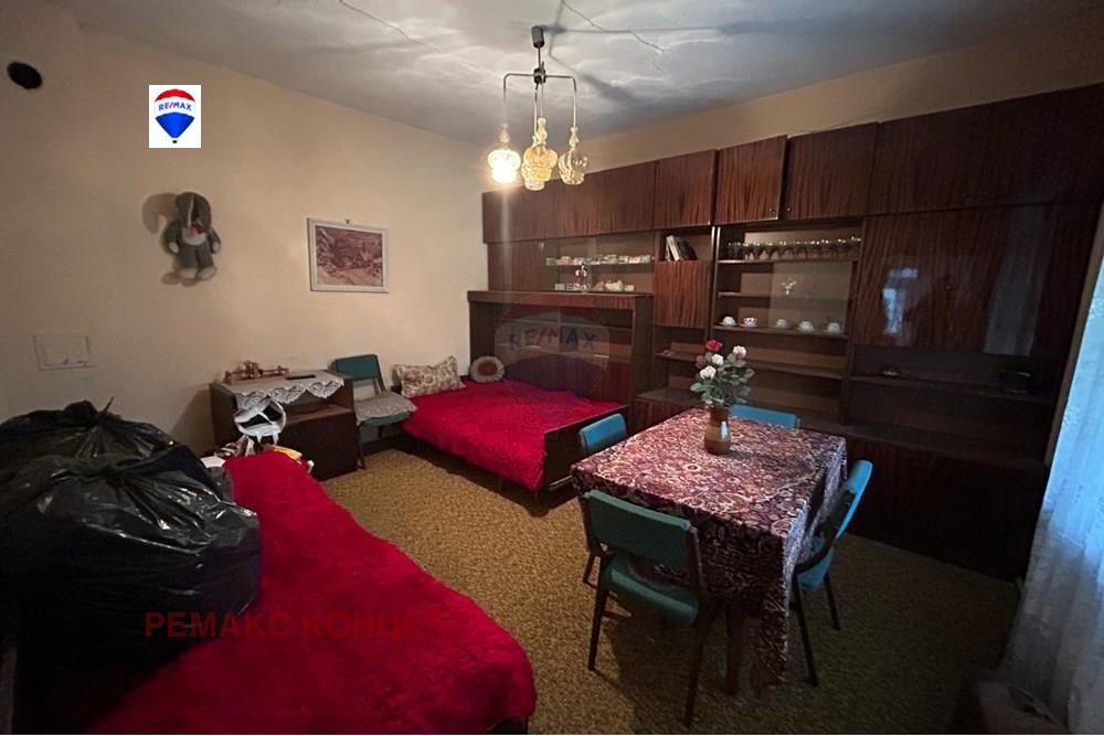 Продава КЪЩА, с. Драгоево, област Шумен, снимка 2 - Къщи - 50572466