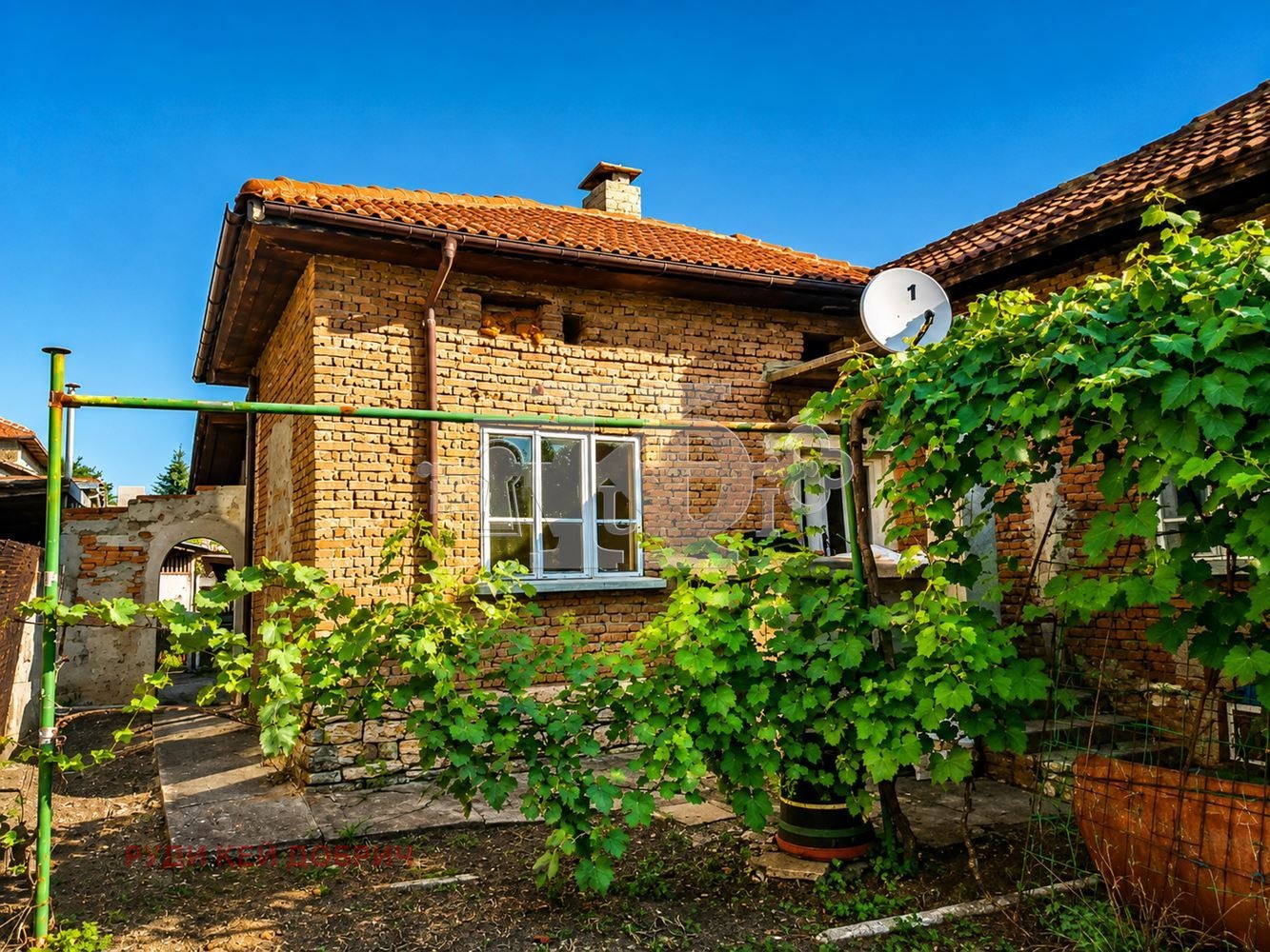 Продава КЪЩА, гр. Генерал Тошево, област Добрич