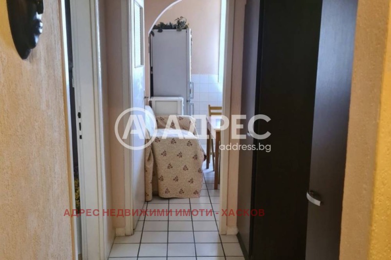 Продава 3-СТАЕН, гр. Хасково, Любен Каравелов, снимка 5 - Апартаменти - 52615610
