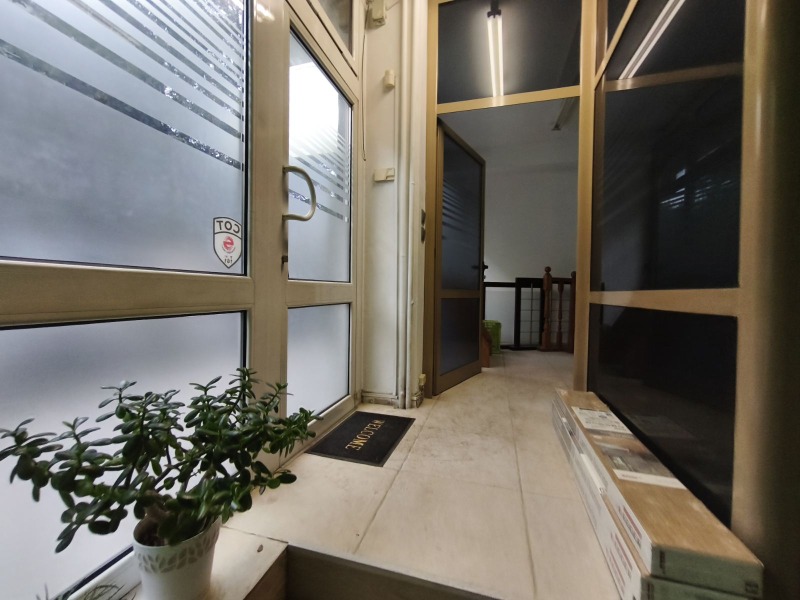 Продава МАГАЗИН, гр. София, Стрелбище, снимка 11 - Магазини - 52706410