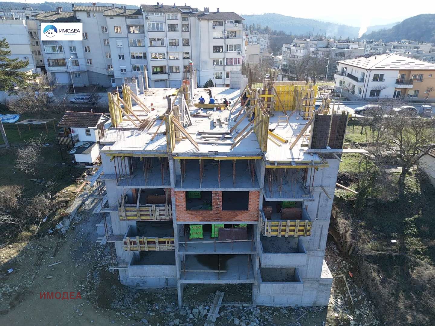 Продава 2-СТАЕН, гр. Велико Търново, Зона Б, снимка 2 - Апартаменти - 51449060