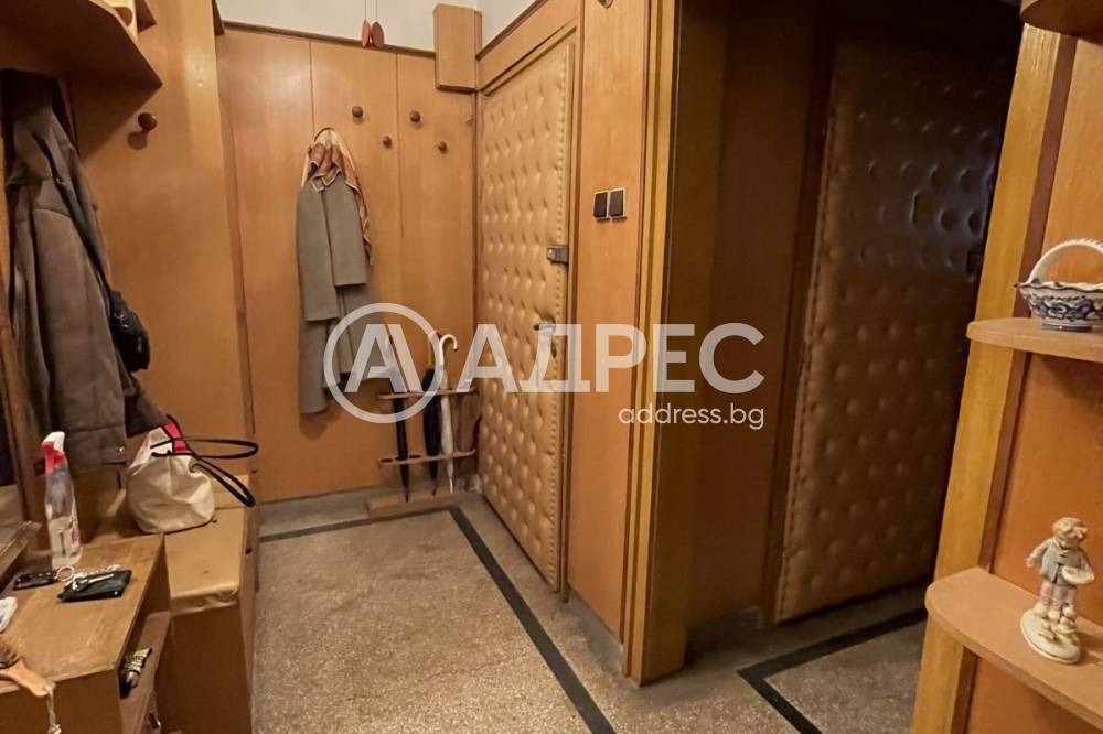 Продава 3-СТАЕН, гр. София, Център, снимка 15 - Апартаменти - 51598087