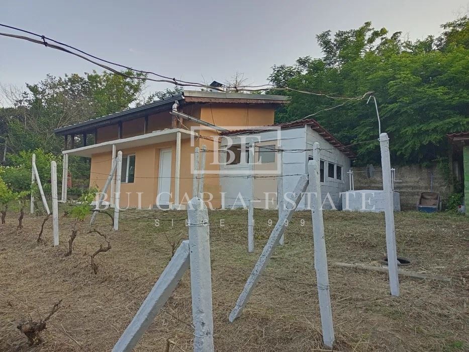 Продава КЪЩА, гр. Варна, м-т Крушките, снимка 2 - Къщи - 55541946
