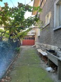 Продава КЪЩА, град Русе, Родина 1 • 120000 € • 64982832 — Holmes.bg