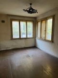 Продава КЪЩА, град Русе, Родина 1 • 120000 € • 64982832 — Holmes.bg