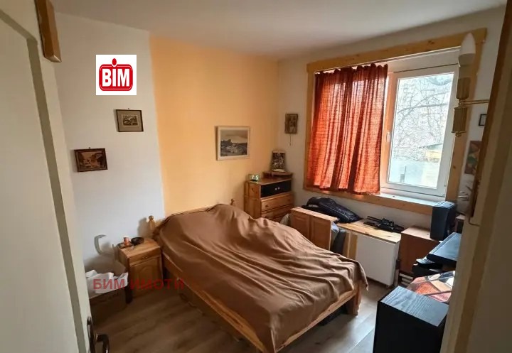 Продава 3-СТАЕН, гр. Пловдив, Южен, снимка 2 - Апартаменти - 53195057