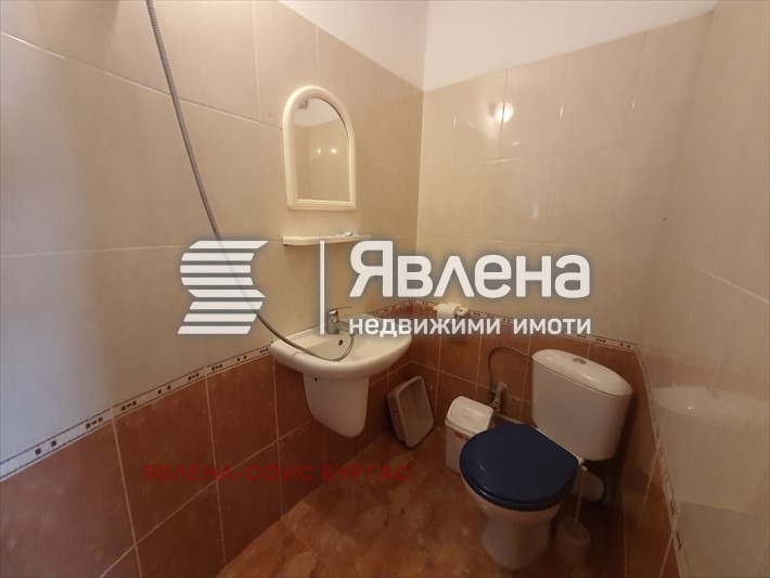 Продава ЕТАЖ ОТ КЪЩА, гр. Царево, област Бургас, снимка 4 - Етаж от къща - 49591195