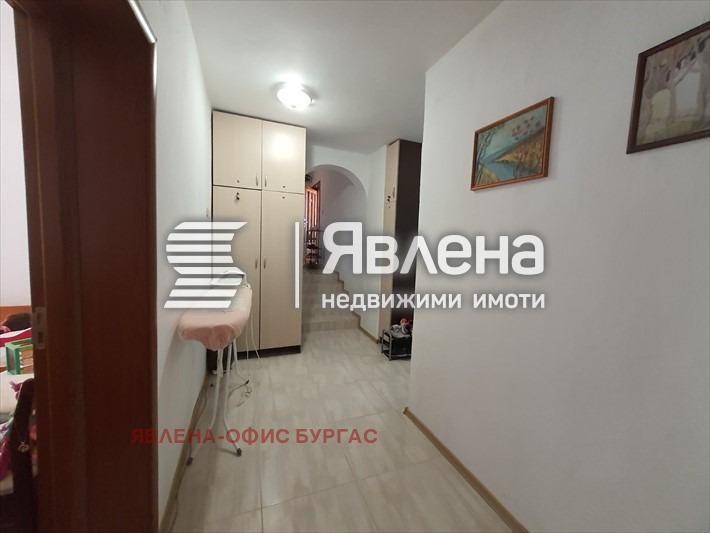 Продава ЕТАЖ ОТ КЪЩА, гр. Царево, област Бургас, снимка 3 - Етаж от къща - 49591195