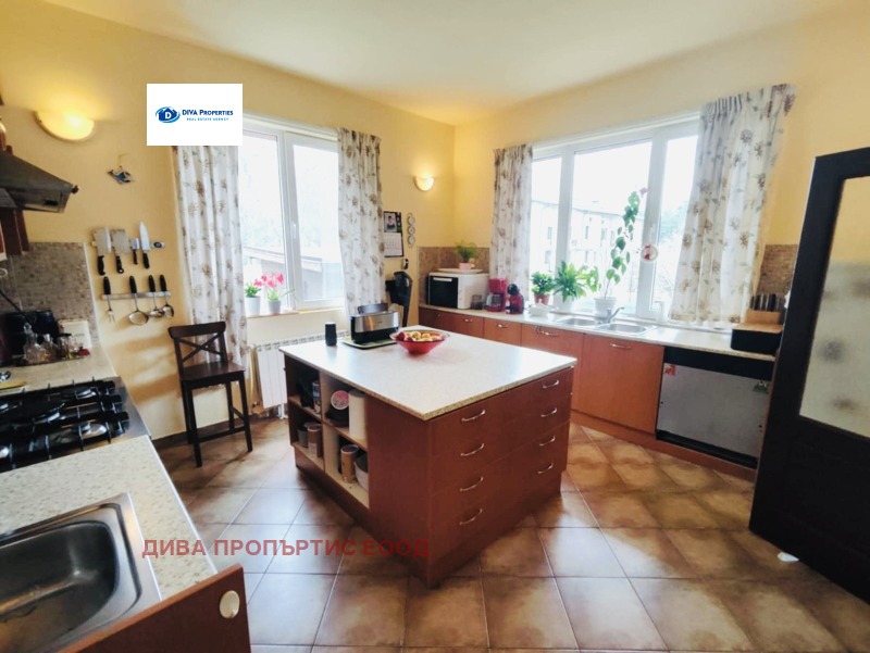 Продава КЪЩА, с. Маджаре, област София област, снимка 10 - Къщи - 53212439