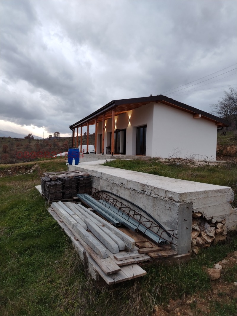 Продава ВИЛА, гр. Петрич, област Благоевград, снимка 2 - Вили - 53020211