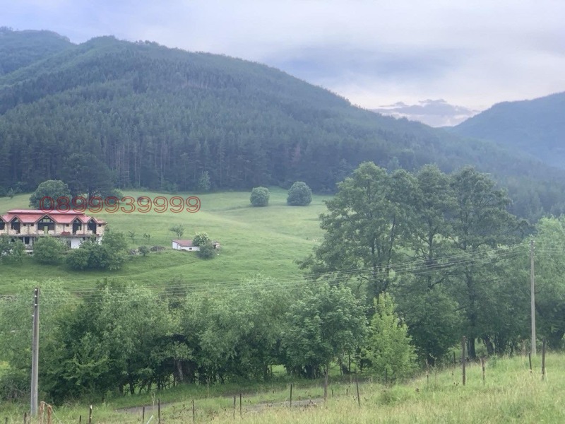 Продава ЗЕМЕДЕЛСКА ЗЕМЯ, с. Зимевица, област София област