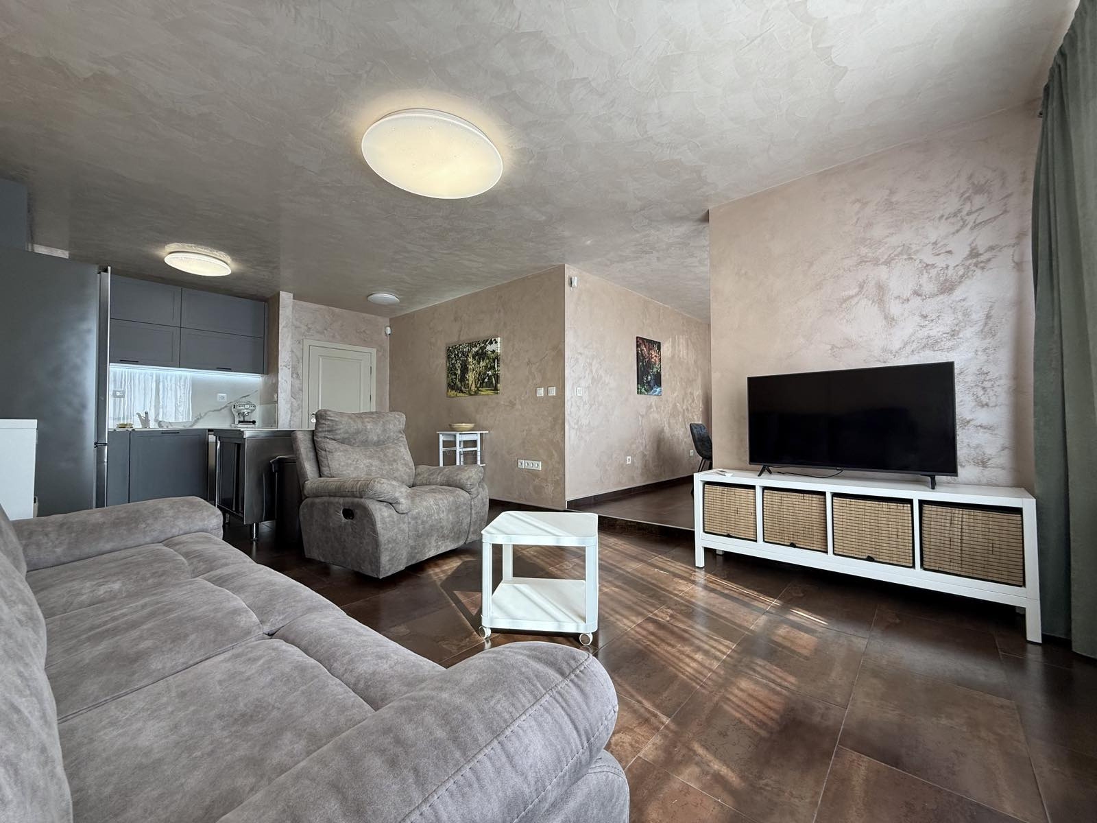 Продава 4-СТАЕН, гр. София, Борово, снимка 2 - Апартаменти - 55587805