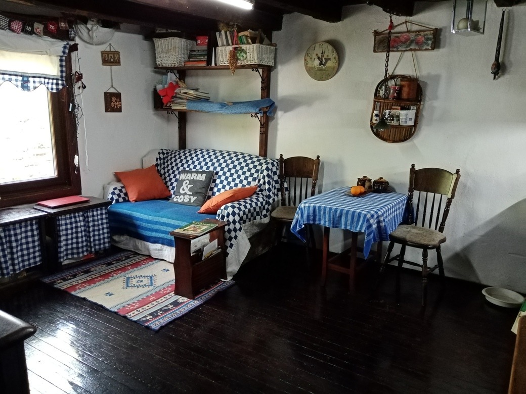 Продава КЪЩА, с. Царева ливада, област Габрово, снимка 2 - Къщи - 54285836