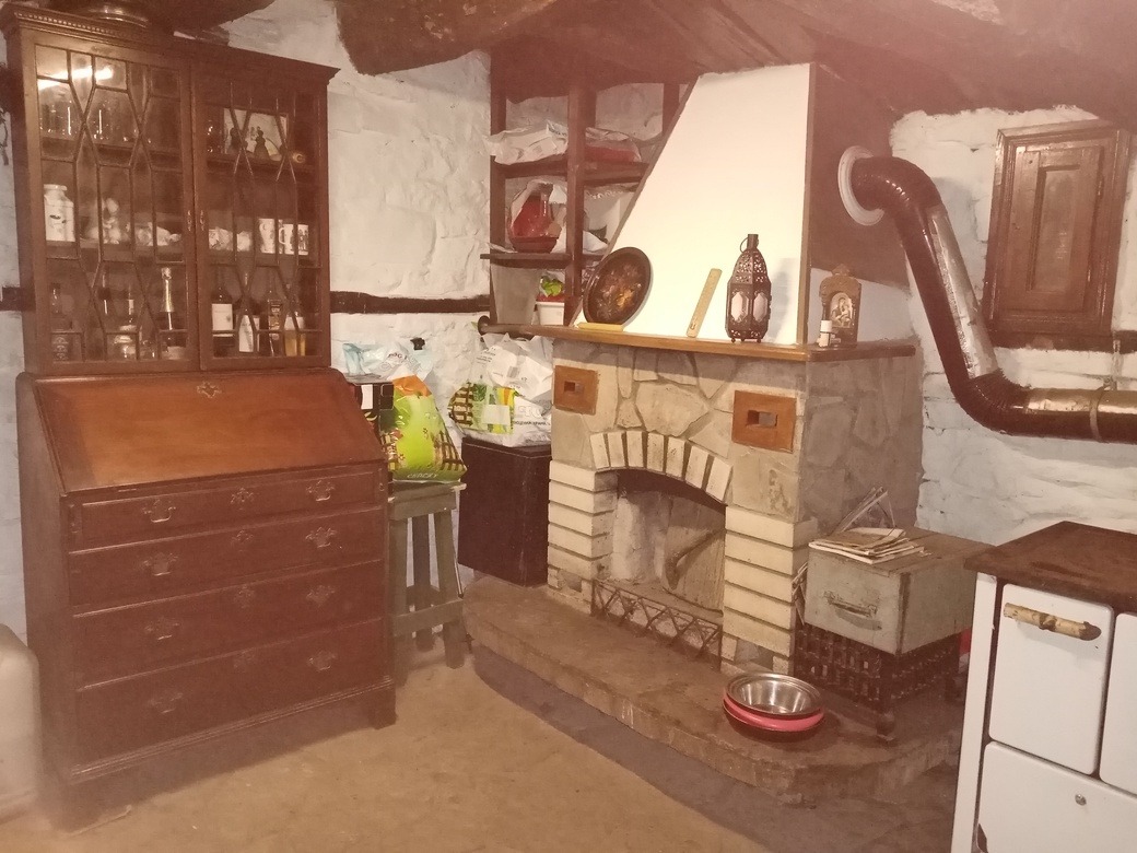 Продава КЪЩА, с. Царева ливада, област Габрово, снимка 8 - Къщи - 54285836