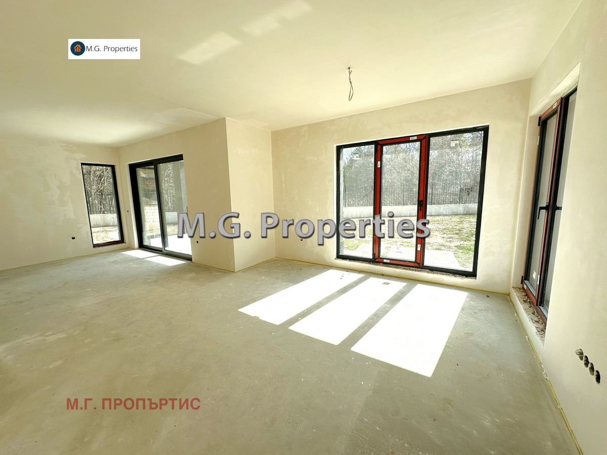 Продава КЪЩА, гр. Варна, м-т Манастирски рид