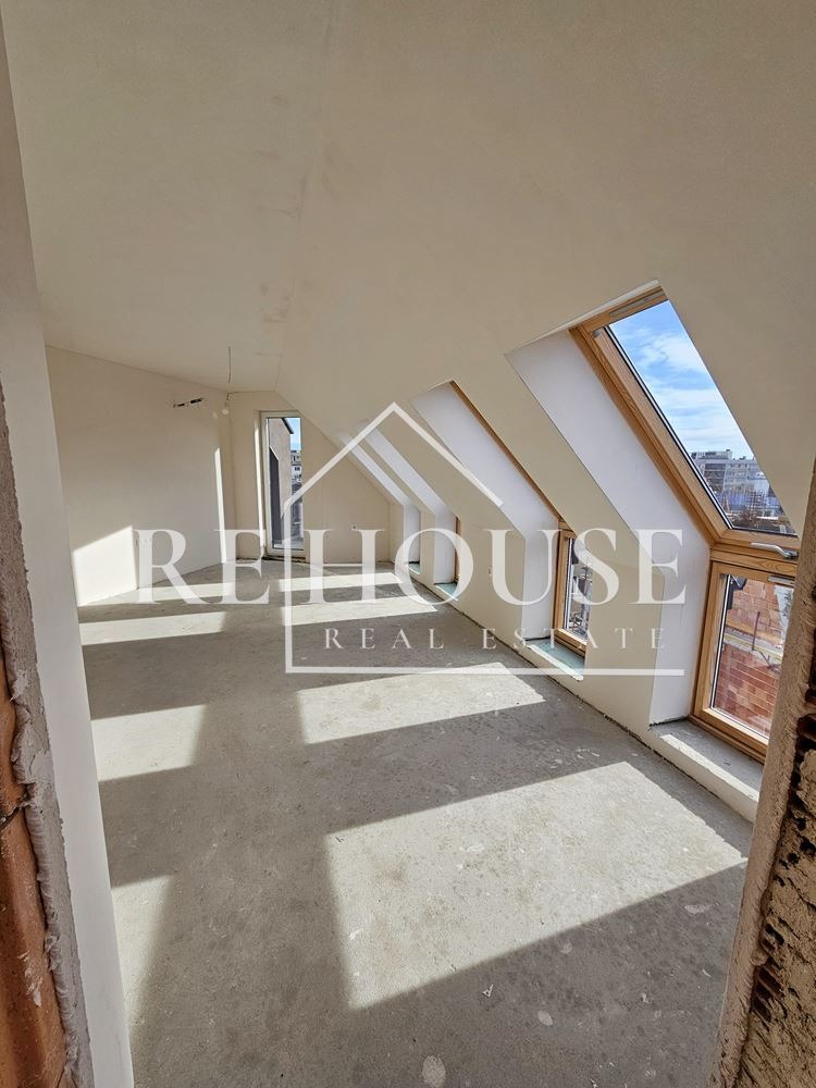 Продава 3-СТАЕН, гр. Варна, Базар Левски, снимка 2 - Апартаменти - 52537442