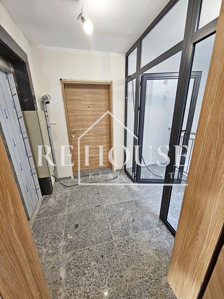 Продава 3-СТАЕН, гр. Варна, Базар Левски, снимка 15 - Апартаменти - 52537442