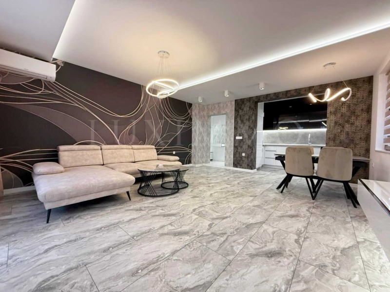 Продава 3-СТАЕН, гр. Пловдив, Остромила, снимка 3 - Апартаменти - 53149220