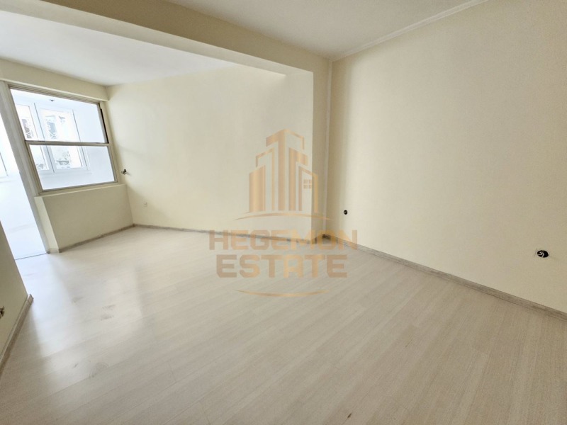 Продава 4-СТАЕН, гр. Варна, Спортна зала, снимка 8 - Апартаменти - 52461084