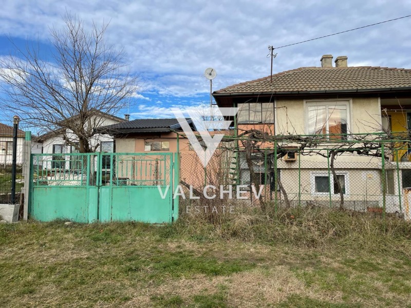 Продава КЪЩА, с. Изгрев, област Варна, снимка 3 - Къщи - 48405701