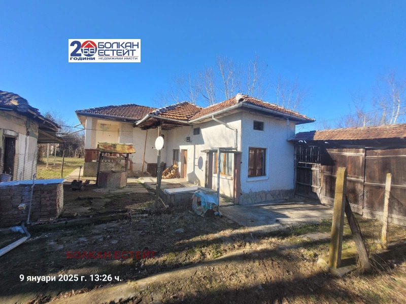 Продава  Къща област Велико Търново , с. Къпиново , 100 кв.м | 38188897